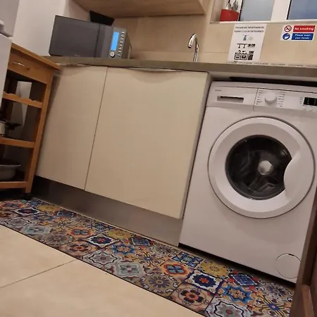 Bed & Breakfast In Front Of The Sea O'clock Malta