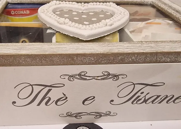 In Front Of The Sea O'clock Malta Слима