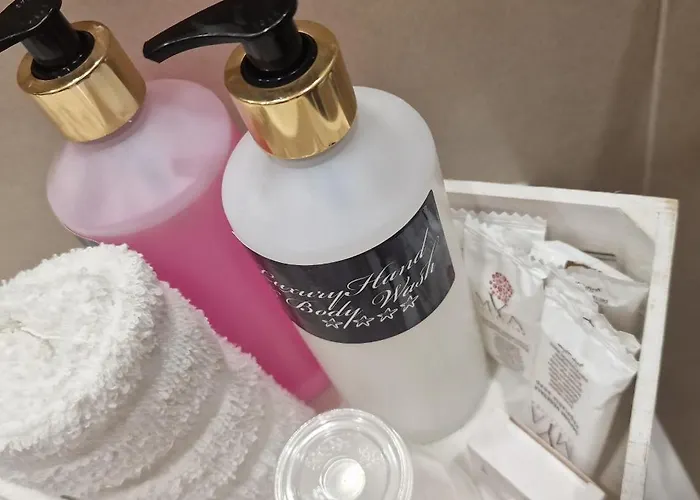 In Front Of The Sea O'clock Malta B&B Sliema